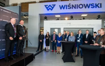 WIŚNIOWSKI otwiera w Łomiankach swój pierwszy salon
